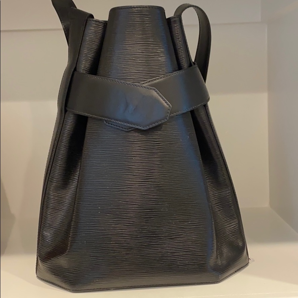 Louis Vuitton Epi handbag